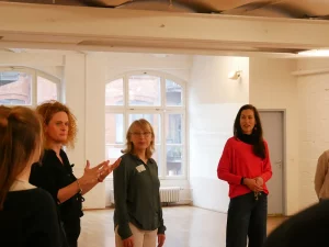 Angewandte Improvisation in der Therapie – Intensiv-Wochenende in Berlin, Dr. Reinhild Schwarte vom IKEPP in Köln erklärt Improtheater, 24. bis 26. Januar 2025