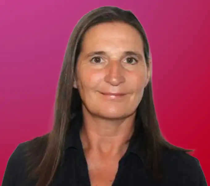 Dr. Katharina Alexandridis RZ Kopie Magenta