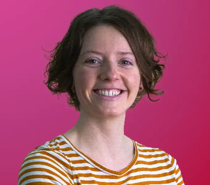 Steffi Wenderlich RZ Kopie Magenta